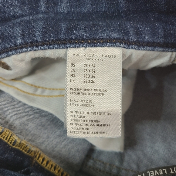 American Eagle Next Level Flex Super Skinny Cut-Off Shorts Size 28 - Picture 6 of 9